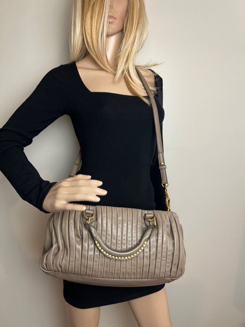Miu Miu Nappa Plisse Beige Cammeo Bowling Bag Vintage - Picture 6 of 16